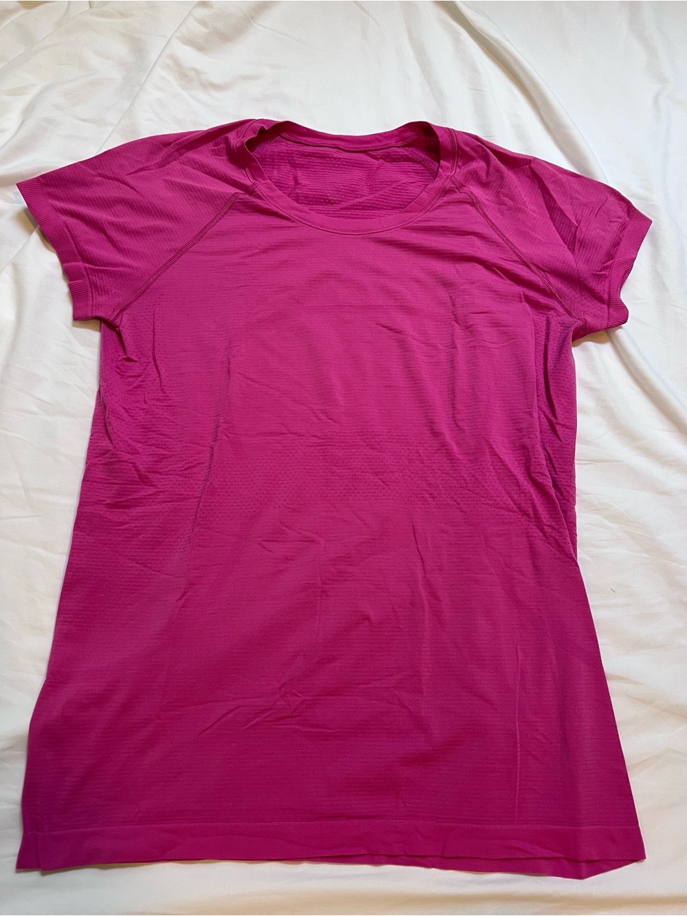 Lululemon Swiftly Tee - Deep Pink